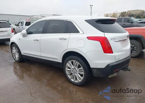 2017 Cadillac Xt5 Premium Luxury z USA, uszkodzony, nr VIN 1GYKNCRS6HZ227341